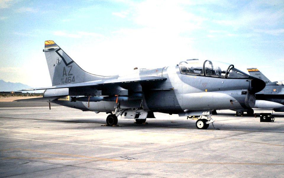 152d Tactical Fighter Squadron A-7K Corsair II 79-0464