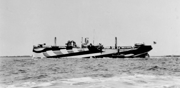 SS Liberator (ID-3134) in dazzle camouflage, 1918