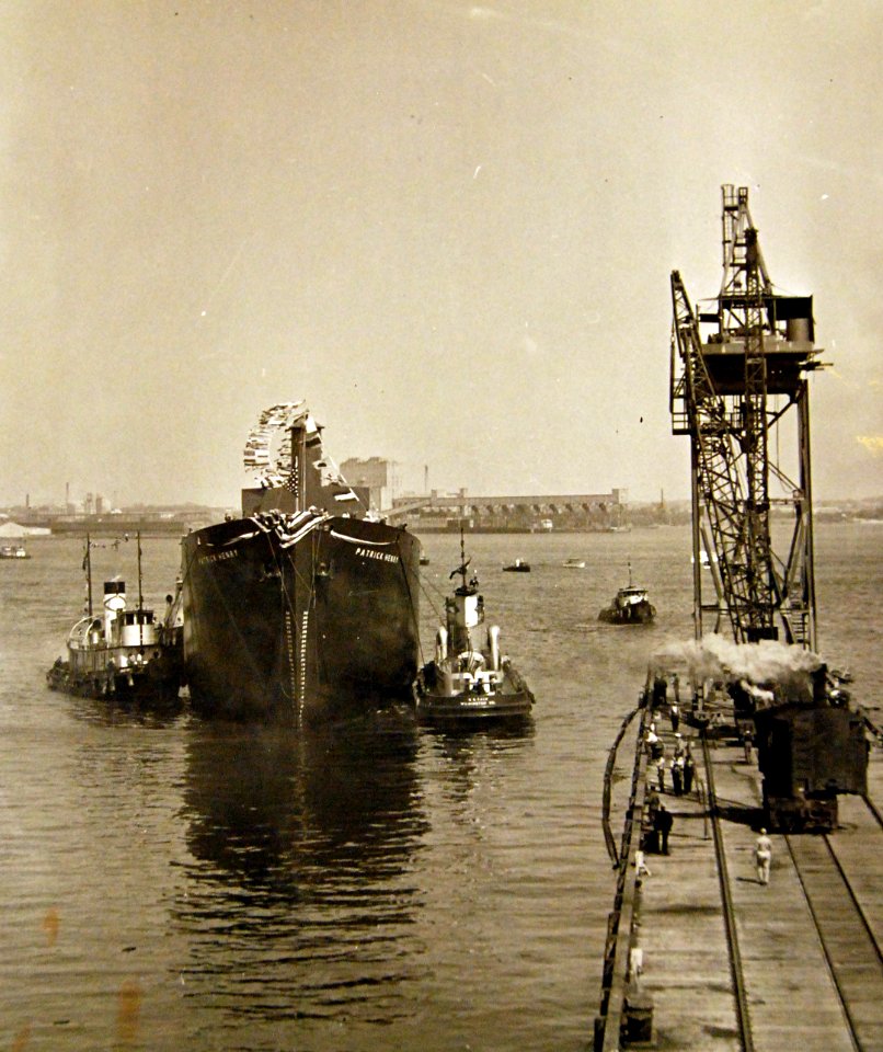 SS Patrick Henry, the first Liberty Ship, launching, Baltimore, Maryland, 1941 (26580967630)