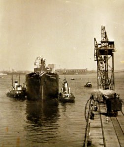 SS Patrick Henry, the first Liberty Ship, launching, Baltimore, Maryland, 1941 (26580967630)