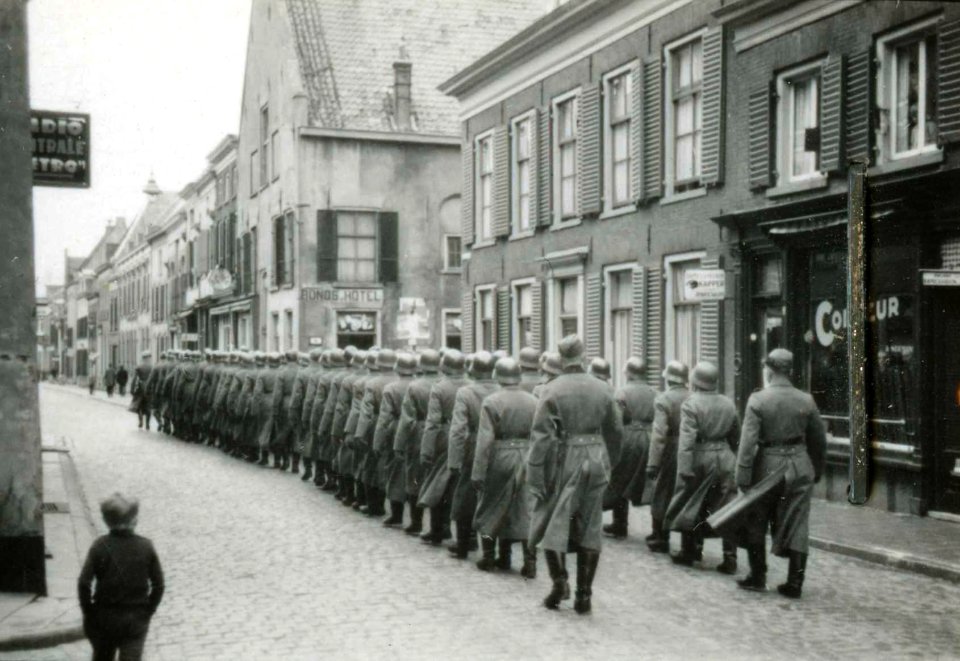 SS-opleidingskamp Avegoor - Fotodienst der NSB - NIOD - 186810