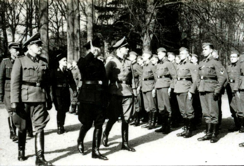 SS-opleidingskamp Avegoor - Fotodienst der NSB - NIOD - 186680