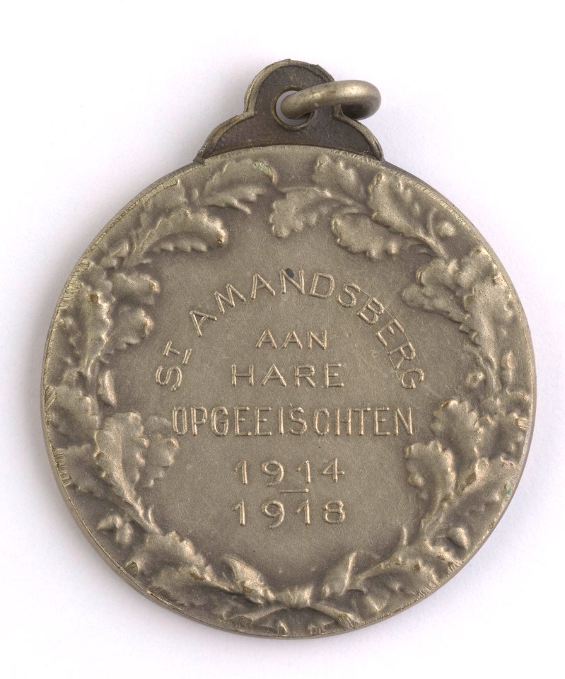 St Amandsberg aan Hare Opgeeischten 1914-1918, medal by Jacques Marin (1877-1950), Belgium, 1918, Coins and Medals Department of the Royal Library of Belgium, 2Lef90-42 (verso)