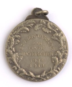 St Amandsberg aan Hare Opgeeischten 1914-1918, medal by Jacques Marin (1877-1950), Belgium, 1918, Coins and Medals Department of the Royal Library of Belgium, 2Lef90-42 (verso)