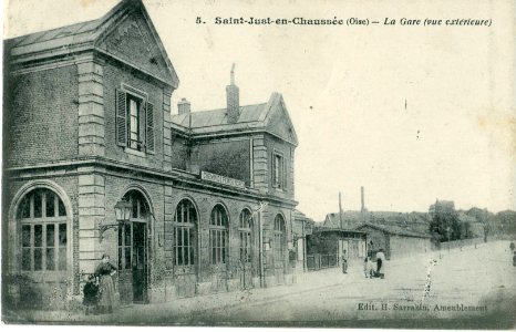 ST JUST - La Gare (vue extérieure) photo