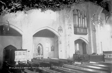 St Albans Church, Cardiff - Organ and Pulpit. (4641267)
