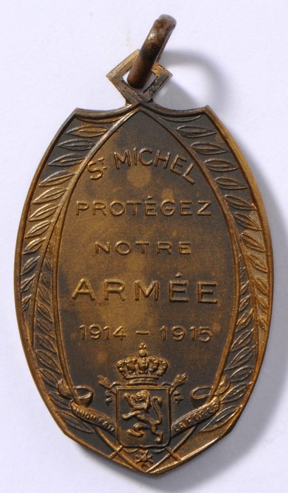 St Michel Protégez Notre Armée 1914-1915, medal by Jacques Marin (1877-1950), Belgium, 1915, Coins and Medals Department of the Royal Library of Belgium, 2Lef 21 - 18 (verso)