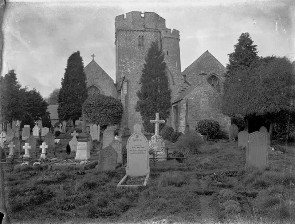 St Mary Church, Cowbridge (4641410)