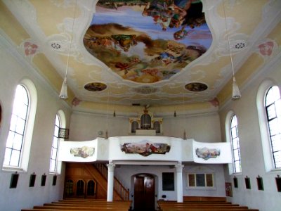 St. Afra in Lachen in Schwaben - Blick zur Orgelempore