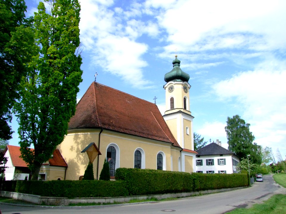 St. Afra in Lachen in Schwaben - Blick von Osten I