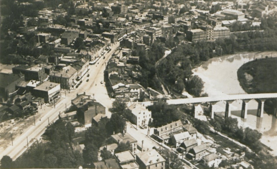St. Catherine's Ontario from the Air (HS85-10-37537)
