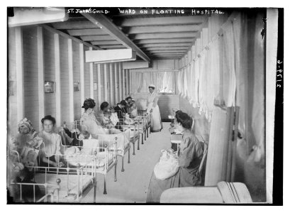 St. John's Guild. Ward on floating hospital LCCN2014689083