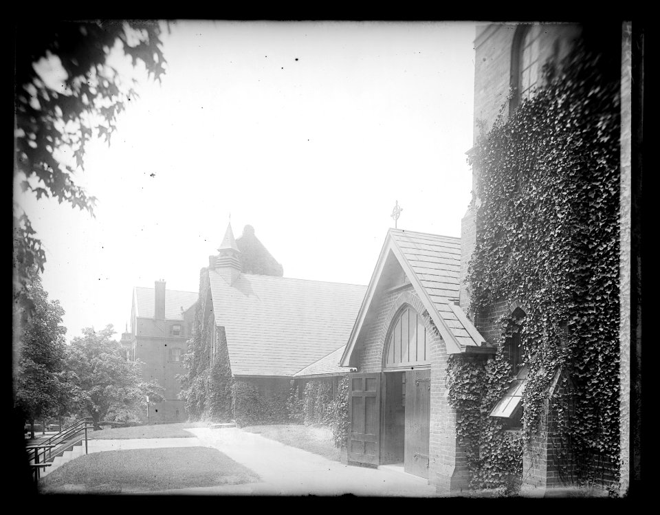 St. Margaret's Episcopal Church LCCN2016852095