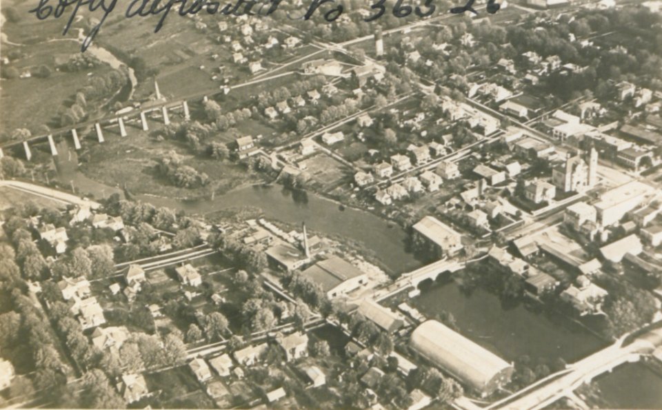St. Mary's Ontario from the Air (HS85-10-36526)