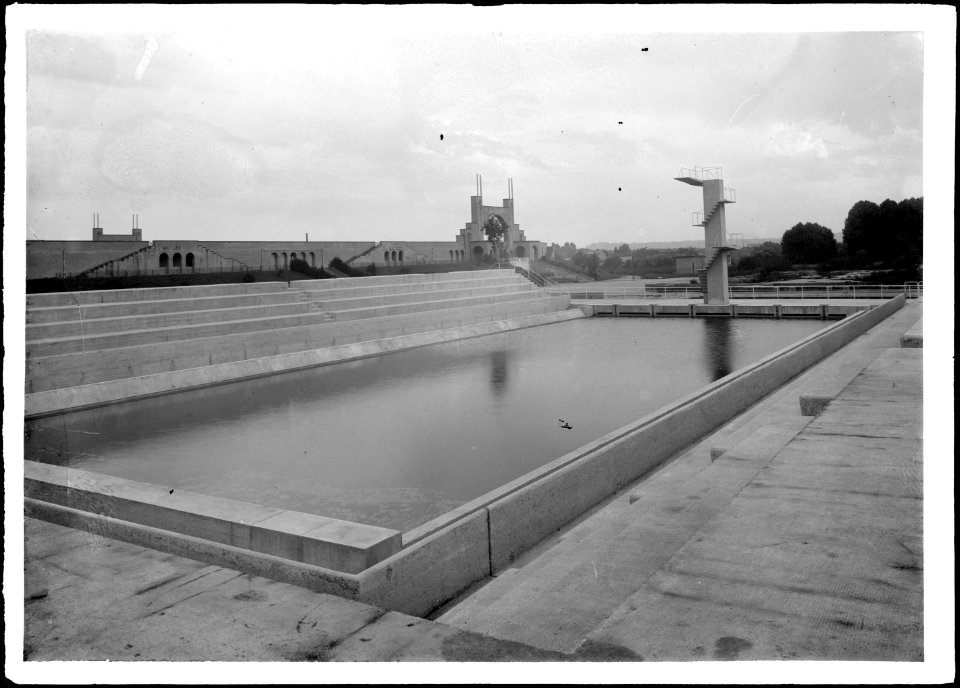 Stade nautique de la Mouche- tony garnier-15PH1-353