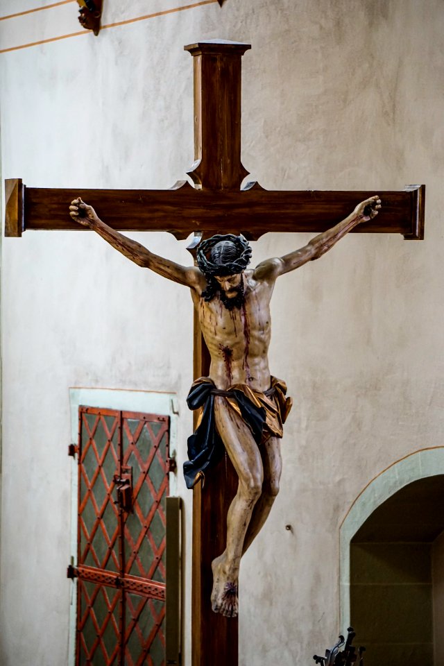 Stadtkirche Balingen-Simon Schweizer Kruzifix (1613) DSC8726