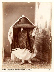 Stadsdräkt för kvinna, Tunisien, 1800-tal - Hallwylska museet - 107953