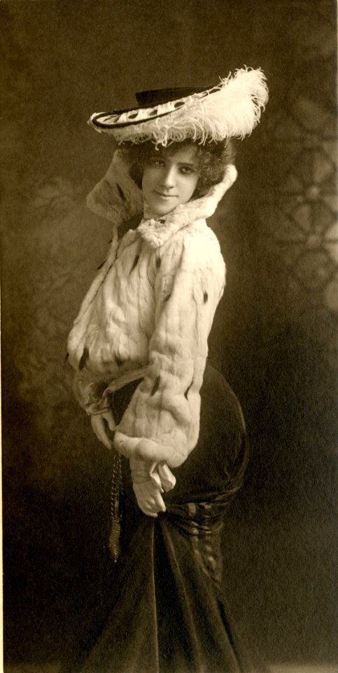 Stage actress Eleanore Falk in Florodora (SAYRE 23871)