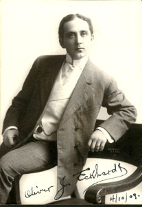 Stage actor Oliver J Eckhardt (SAYRE 23730)
