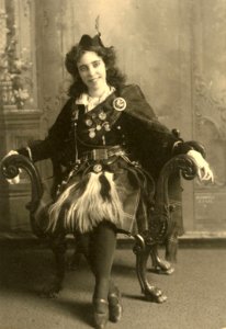 Stage actress Bessie Allen (SAYRE 1702)