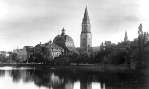 Stadttheater und Rathaus (Kiel 70.181)