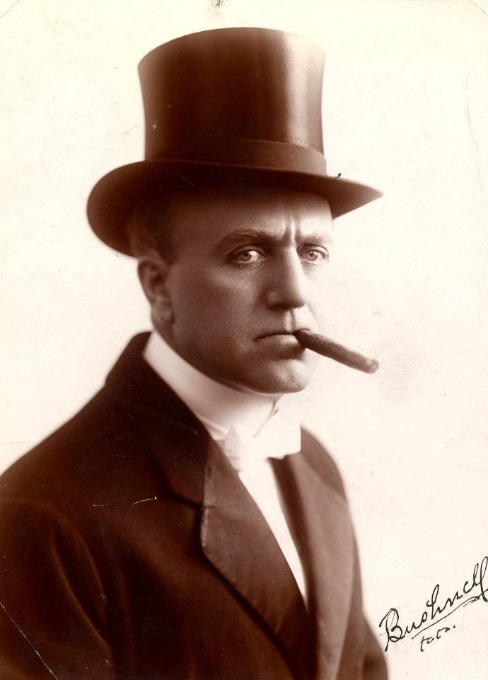 Stage actor George Howell (SAYRE 4268)
