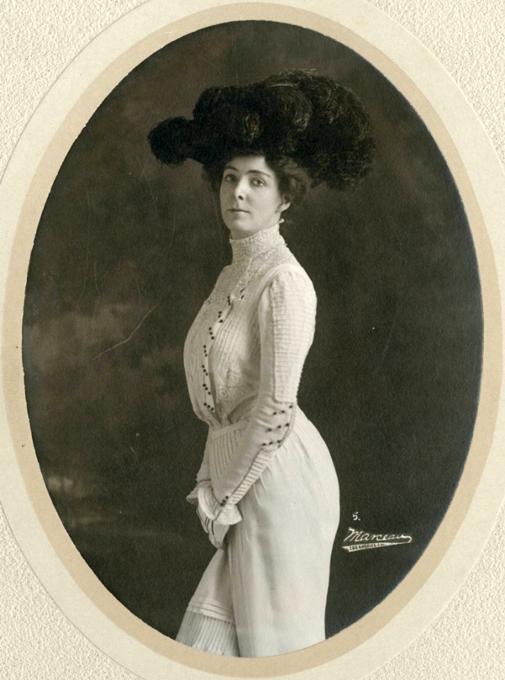 Stage actress Edythe Chapman (SAYRE 21250)