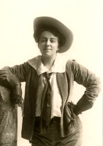Stage actress Mary Carrington (SAYRE 19280)