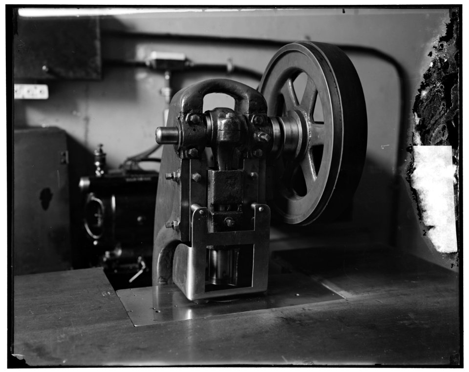 Stamping machine at Treasury LOC hec.13774