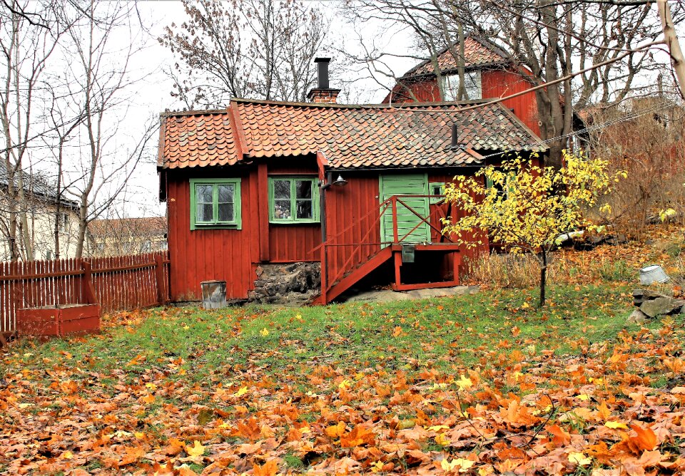 House red cottage old house