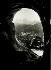 Standpunkt D Stollen, Blick auf Gran Poz, Langkofel und Baranchie. (BildID 15427844)