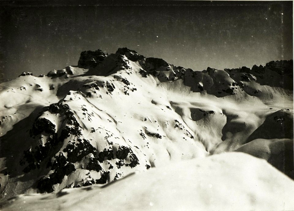 Standpunkt Col de Bous, Nördliche Begrenzung des Fedaja-Tales. (BildID 15419086)