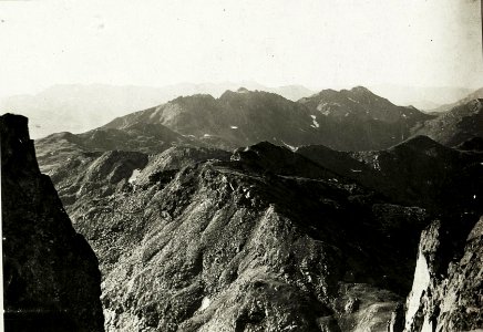 Standpunkt Cima di Ceremana, Blick gegen Val Cigolera, feindliche Stellungen auf Tognola-Rücken. (BildID 15424477)