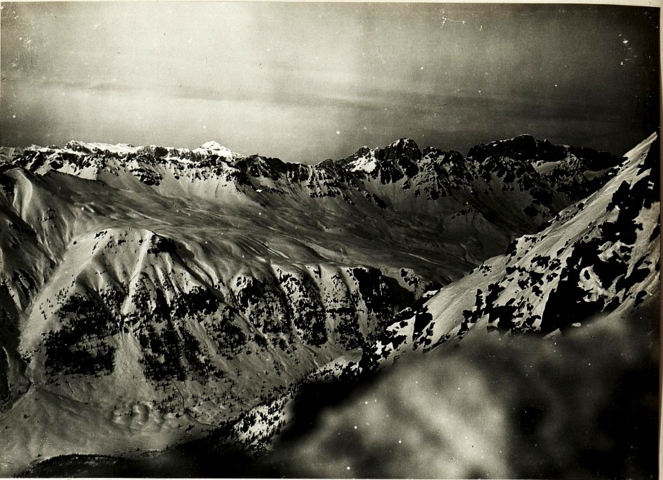 Standpunkt Cima di Bocche Drahtseilbahn-Endstation, Blick auf Passo le Selle bis Boespitze (BildID 15418350)