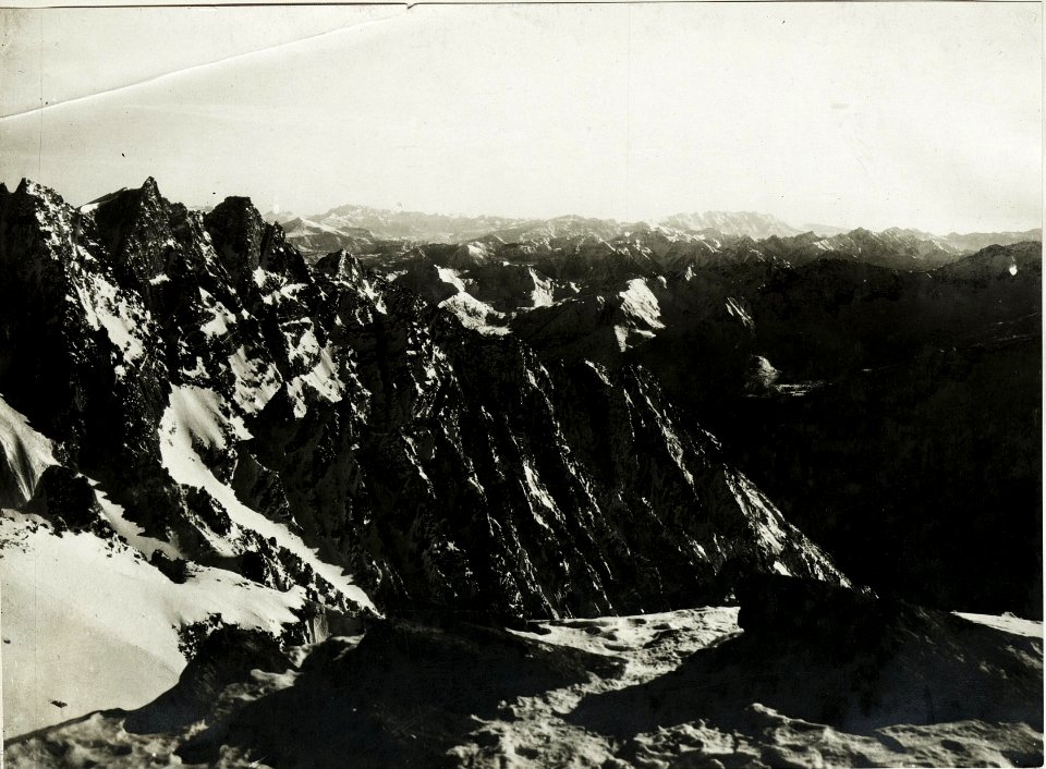 Standpunkt Cercen-Spitze, Panorama von Presanella bis Mandron (1. Teilbild = WK1 ALB018 04589a) (BildID 15427354)