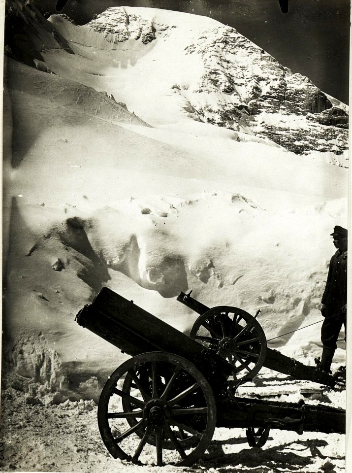 Standpunkt Dodici-Grat, Batteriestellung Punta Penia-Hang. (BildID 15418637)