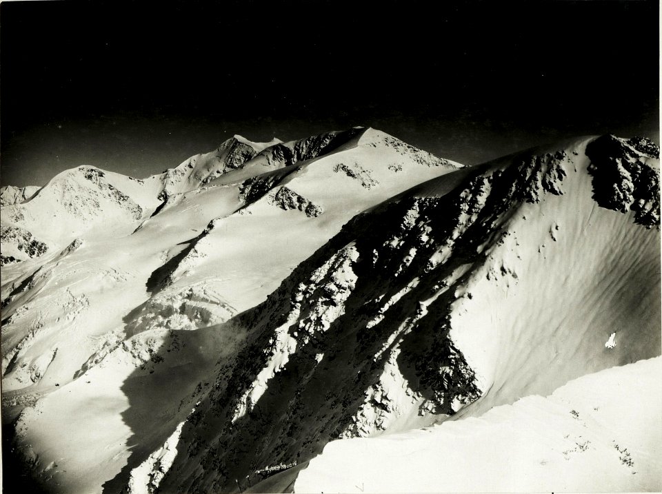 Standpunkt Cadini, Panorama von Giumella bis Palon della Mare.(6. Teilbild zu WK1 ALB017 04573a) (BildID 15426797)
