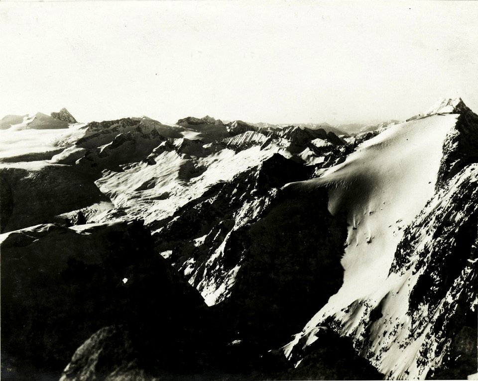 Standpunkt Cercen-Spitze, Feldwache 110. Blick gegen Mandron. (BildID 15427368)