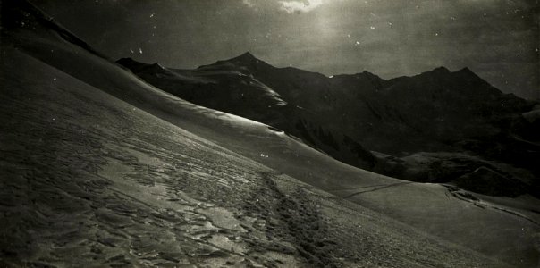 Standpunkt Fornogletscher, Blick gegen West mit Pizzo Trésero. (BildID 15426041)