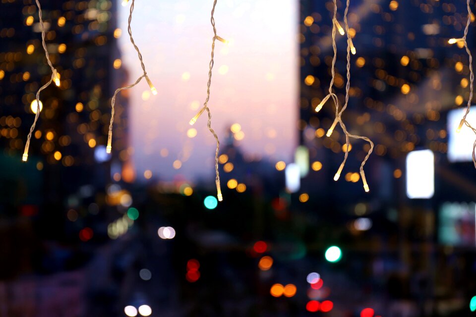 Die blurred light jewelry（architecture）
