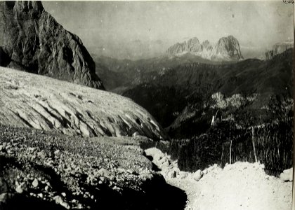 Standpunkt Marmolata Gran Poz, Maskierter Weg, Gletscherzunge gegen Langkofel. (BildID 15427823)