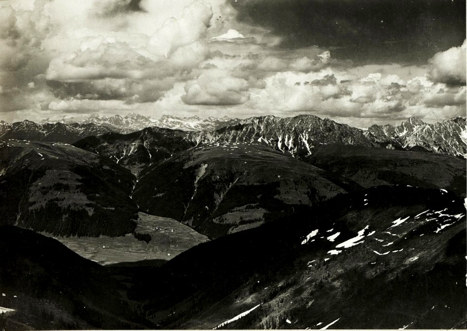 Standpunkt Hochspitz, Blick gegen Nordost in das Obertilliachertal. (BildID 15421004)