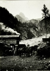 Standpunkt Toblingerknoten, Zinnen-Drahtseilbahn bei der Dreischusterspitze. (BildID 15423770)