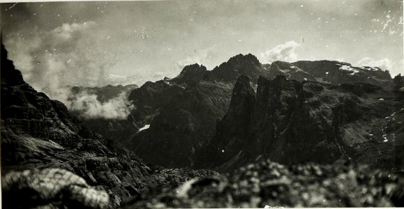 Standpunkt Toblingerknoten, Blick gegen Südost mit Rotwandspitze, Elferkofel, Einser, Bödenknoten. (BildID 15425712)