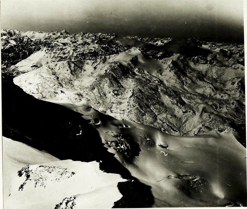 Standpunkt San .Mattéo, Panorama von Presanella bis Ortlergruppe. (6. Teilbild zu WK1 ALB017 04581a) (BildID 15426965)
