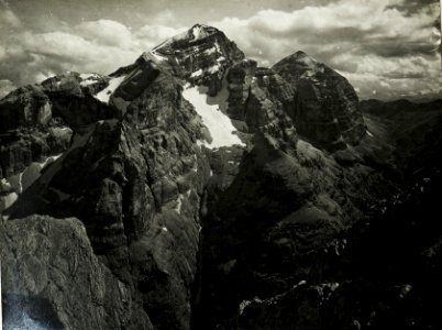 Standpunkt Vallon Bianco, Blick auf Tofana I und II .von der Spitze Vallon Bianco. (BildID 15426279)