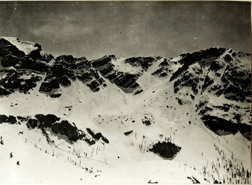 Standpunkt Varos, Cima del Valleate, Stellung Val Forca, Sasso di Costabella, Contrinpass. (BildID 15419359)