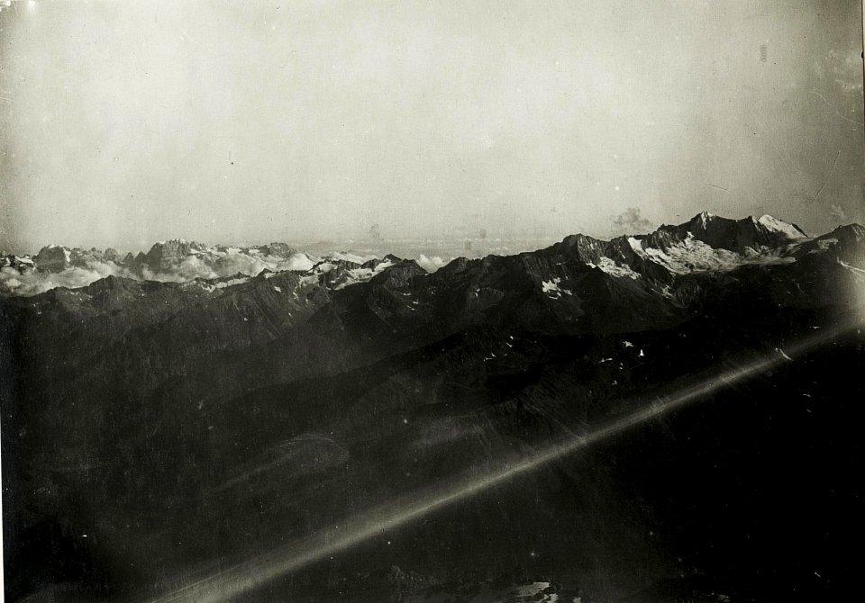 Standpunkt Viozhütte, Blick gegen Süden Brentagruppe, Presanella. (BildID 15422835)