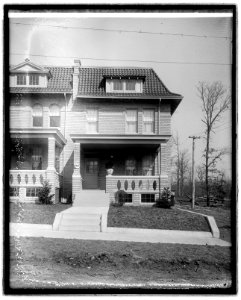 Star, 1611 Webster, (Washington, D.C.) LCCN2016823713