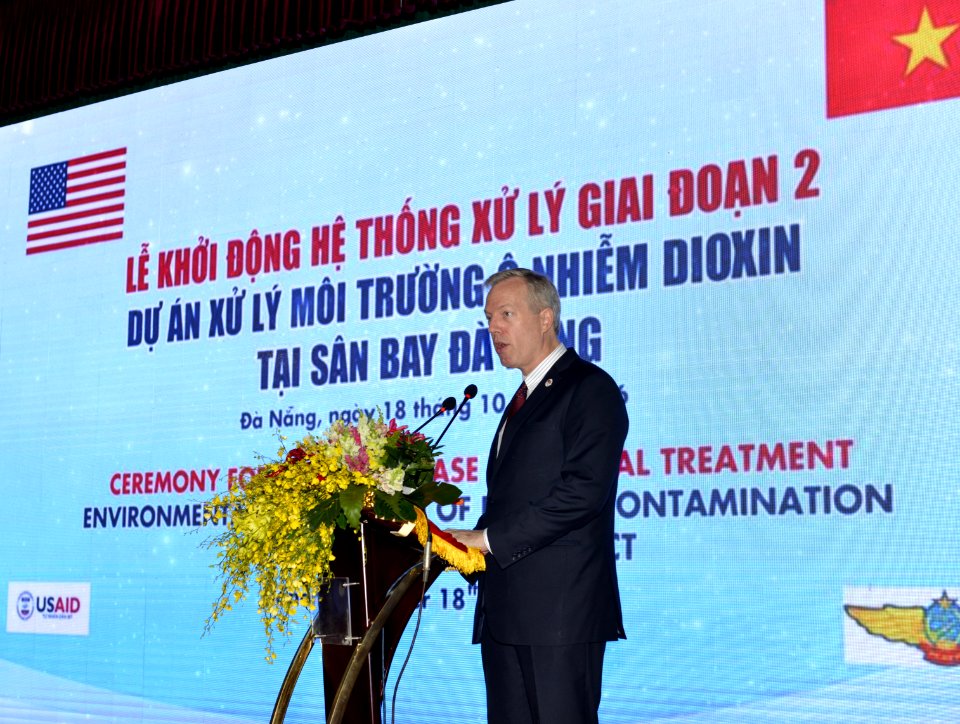 Start of Second Phase of Dioxin Contamination Treatment at Danang Airport (30102460730)
